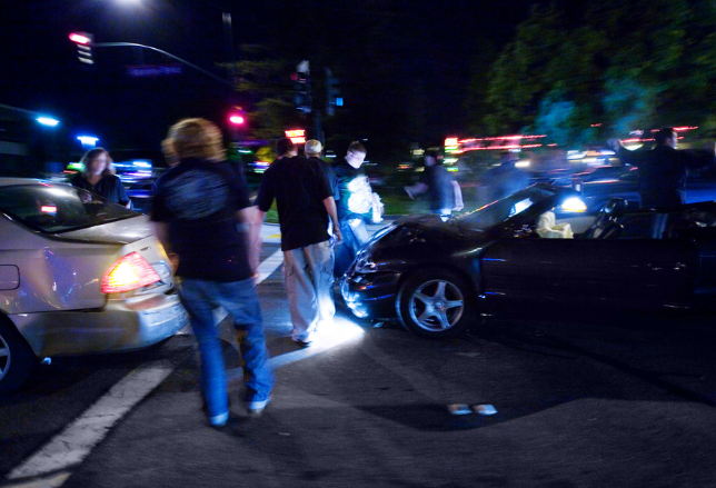 Car crash at an intersection during nighttime | MAS Law